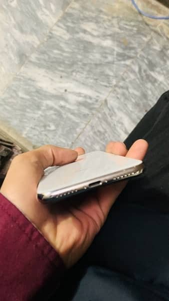 iphone x 64gb nonpta 10/9 condition 74%health 4