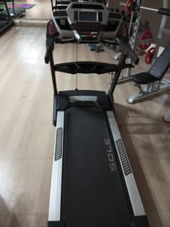 Treadmill: SOLE F85