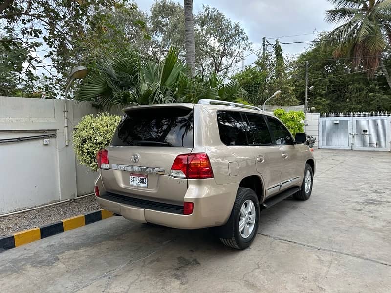 Toyota Land Cruiser 2014 V8 AXG Brand New Untouched One of Kind 3