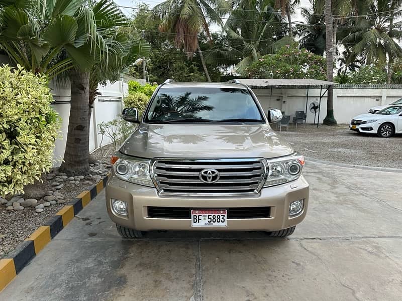 Toyota Land Cruiser 2014 V8 AXG Brand New Untouched One of Kind 7