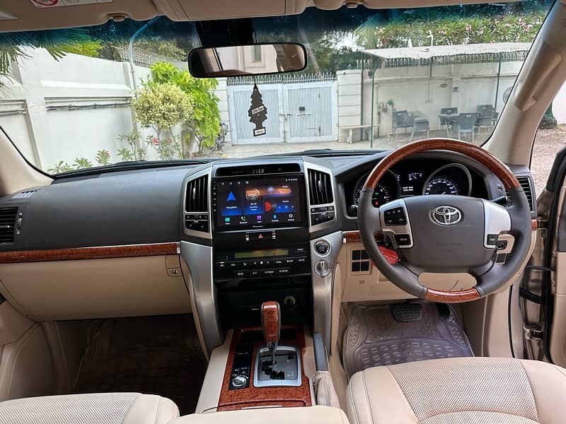 Toyota Land Cruiser 2014 V8 AXG Brand New Untouched One of Kind 17