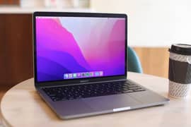 Macbook Pro M2 8-256 gb for sale
