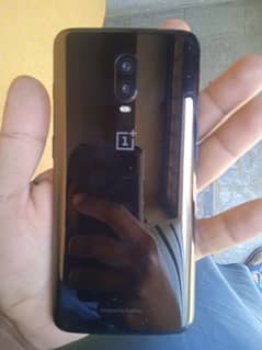 OnePlus 6 t. 8/128