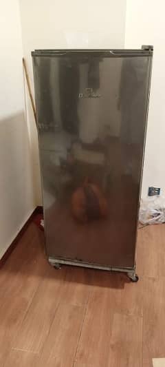 Dawlance refrigerator single door