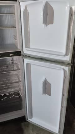 wawes refrigerator medium size call only WhatsApp