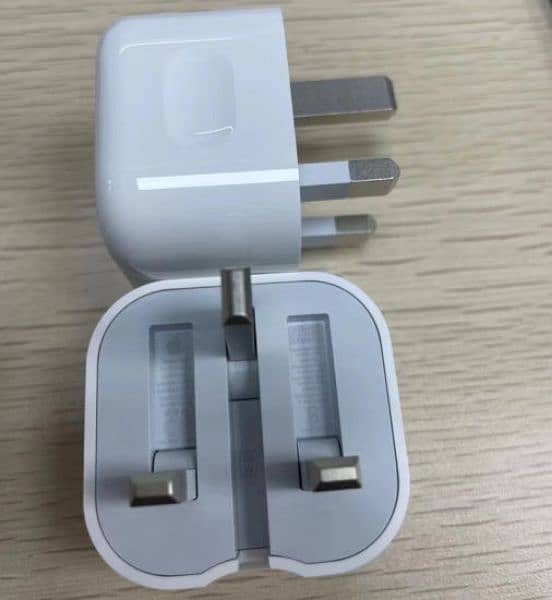 i Phone 3 pin orignal charger with cable 6