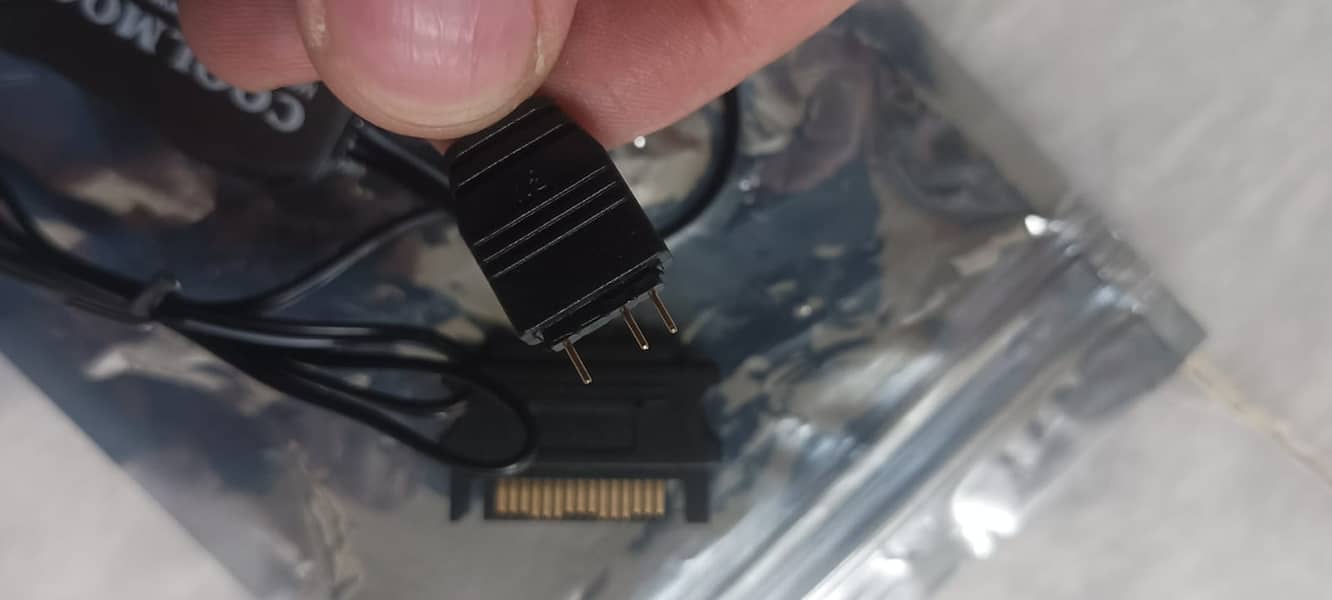 new Coolmoon Sata to 3 pin connector ARGB controller 1