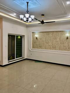 Extremely Neat And Clean 240 Yard Upper Portion 3 Bed Rooms With New Washrooms Kitchen Kda Officers Society Top Class Society Back National Stadium