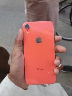 iPhone XR in orange colour 10/10 battery health 86 6 to 8 hours non pT