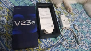 vivo v23e 8gb 256gb box charger connecter hands free