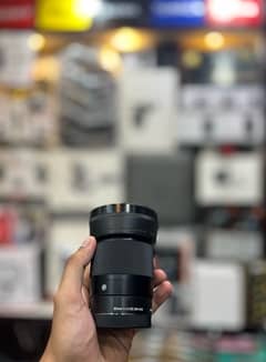 Sigma 30mm f/1.4 DC DN lens for Sony, Sigma 16mm f/1.4 DC DN for Sony