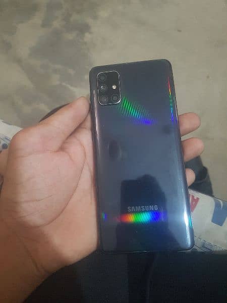 SAMSUNG A71 0