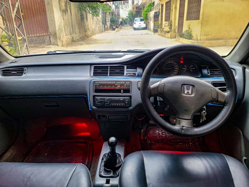 Honda Civic EXi 1995 12