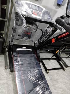 1 MONTH USED TREADMILL, 5 MONTHS WARRANTEE REMAINING COD 0333*711*9531