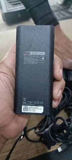 Laptop charger 65W