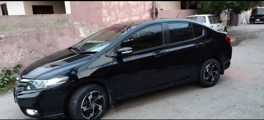 For Sale Honda City 1.3 Manual Transmission 2016 Model 2