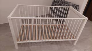 kids interwood cot in excellent condition