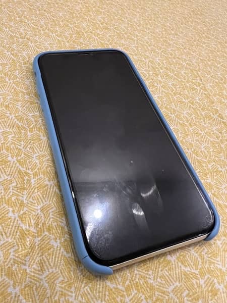 Iphone 11 (PTA Approved) 4