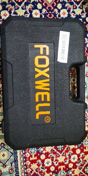 Car Scanner Or OBD2 launch and foxwell 2