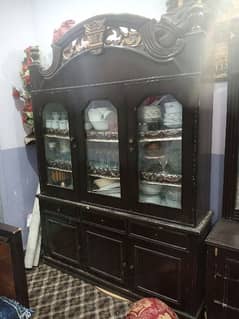 Showcase for sale in less price like free