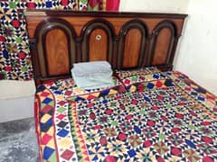 bed and dining table for sale