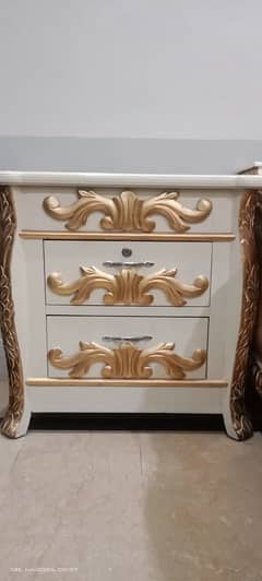 Bed, dressing table