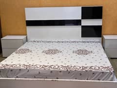 Heavy urgent sell bed set used