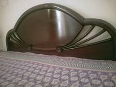 Bed set + dressing table for sale