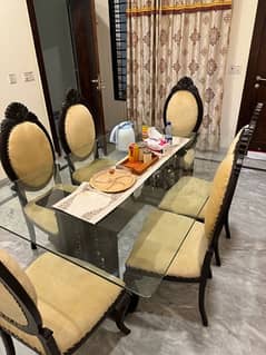 6 seat dinning table up for sale