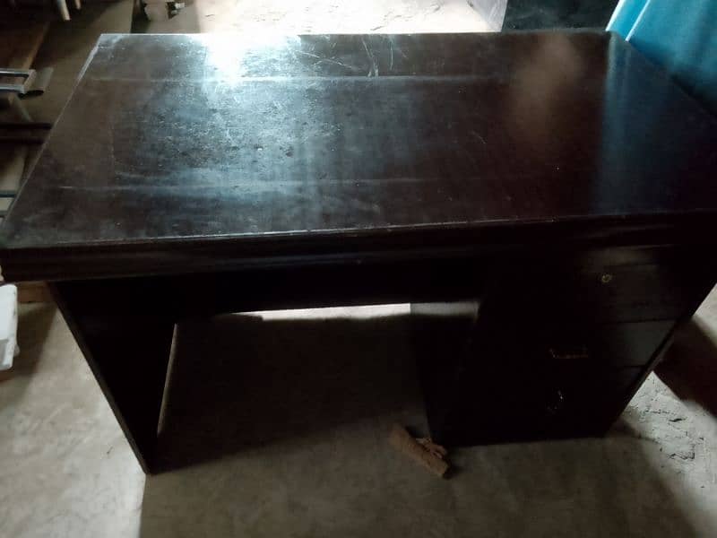 Office tabal sell 3