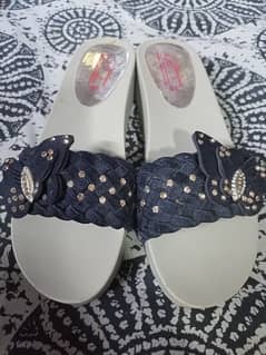 woman sandals for sale