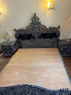 Bed And Dressing table