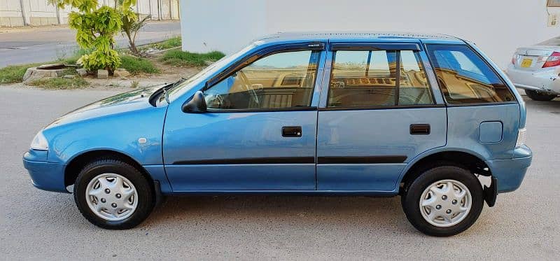 Suzuki Cultus VXR 2011 in scratchless condition 8