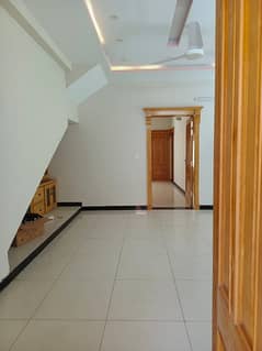 Size 30x60 Full House For Rent In G-13
