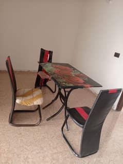 beautiful Dining table with 3 chairs
