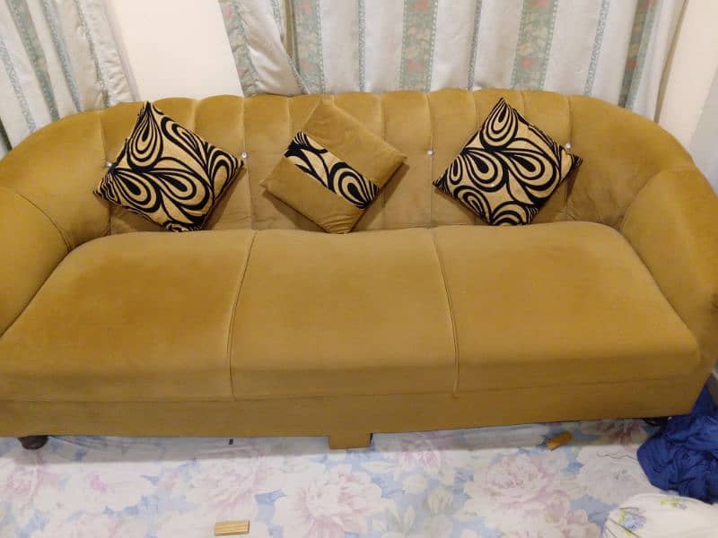 5 seater sofa set Good condition 1