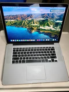 MacBook Pro 2015 -- 15-inch -- 16/512 GB