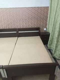 2 Single Bed 1 Site Table