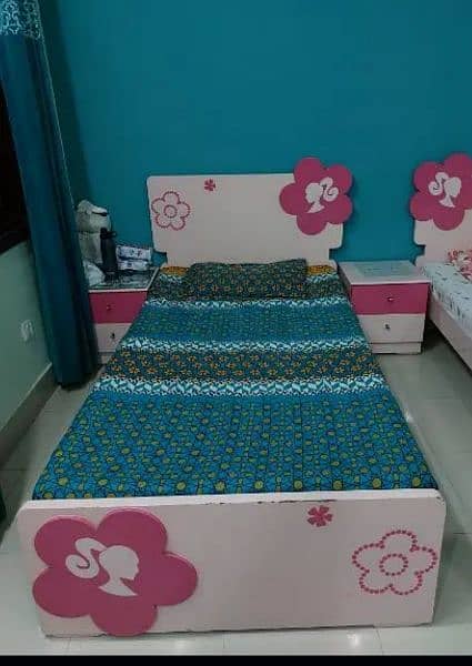 Barbie design single beds 1
