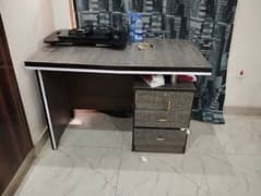 office Furniture. table and 3 chairs