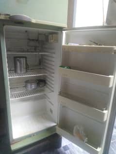 2nd hand refrigerator for sale