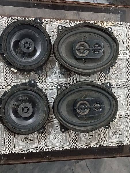 pioneer original car 4 speakers. . . 1