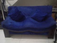 2 seaters sofa strong wood and blue color