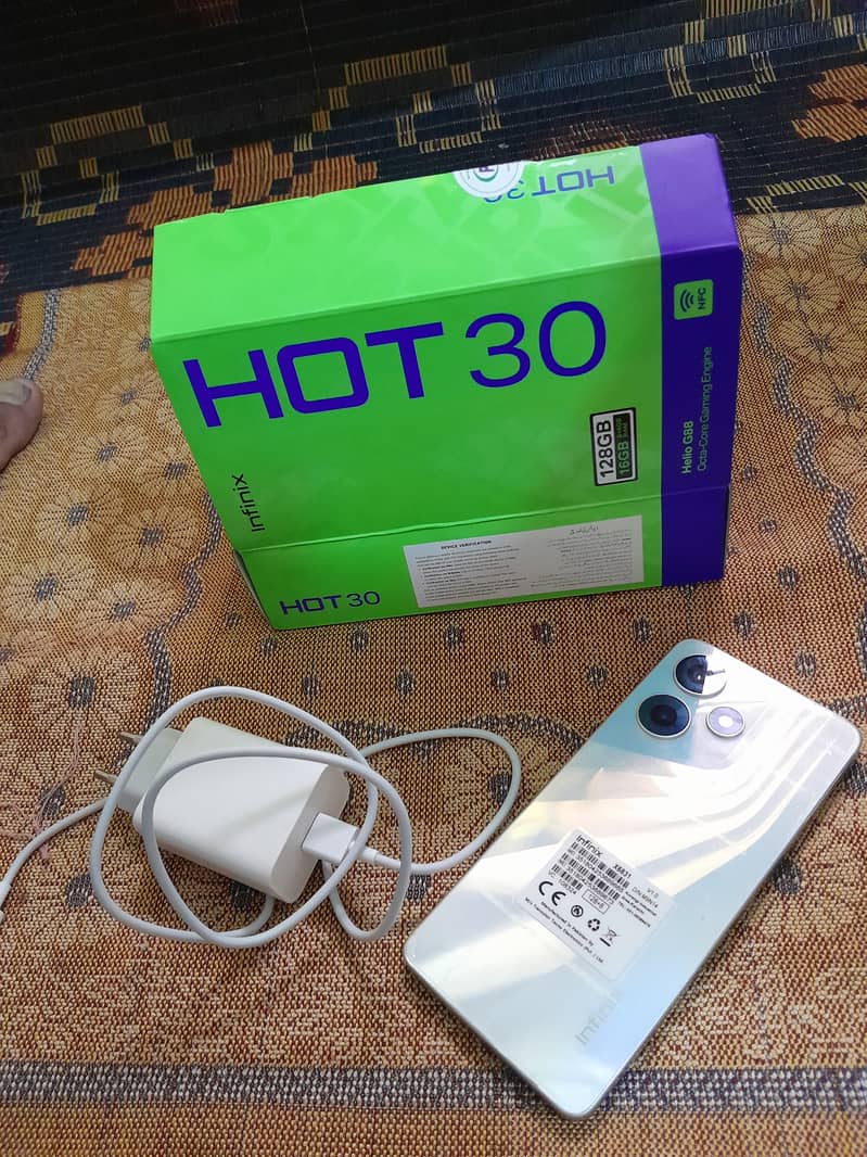 Infinix Hot30 8+8GB 128GB 5