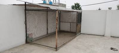 Heavy iron cage