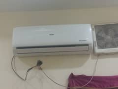 Hair 1 Ton DC Inverter Heat and Cool AC