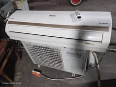 Orient AC 1.5 Ton Heat n Cool Inverter