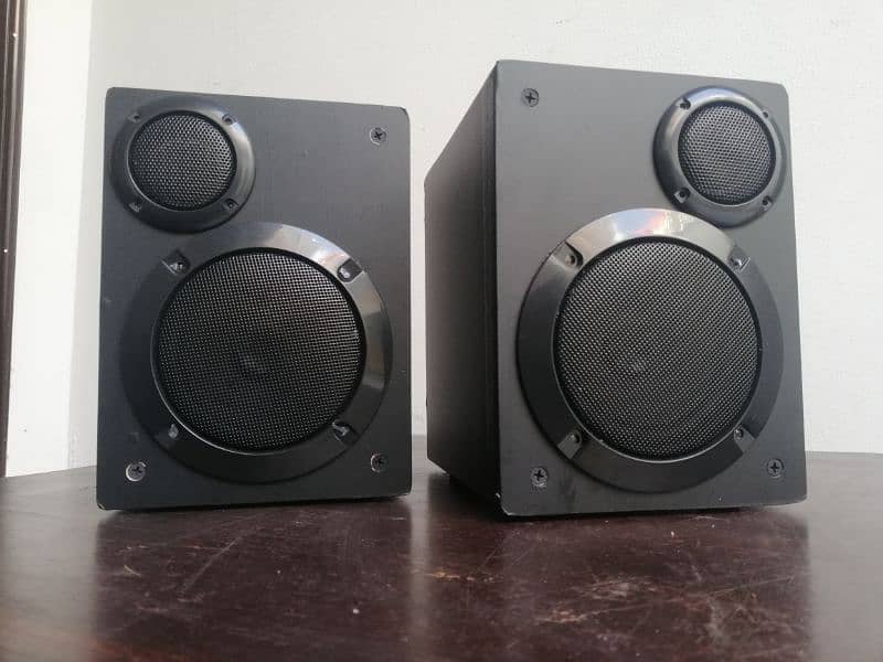 DIY HiFi Speakers with box 0