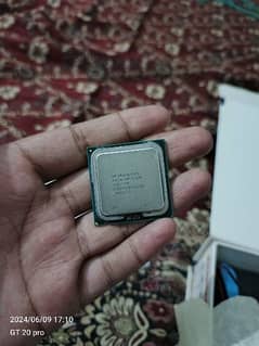(Make your offer)    Intel Core 2quad (12MB cache)