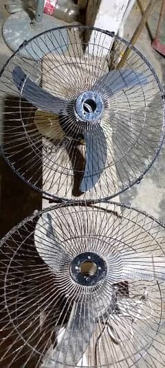 celling fan slightly used